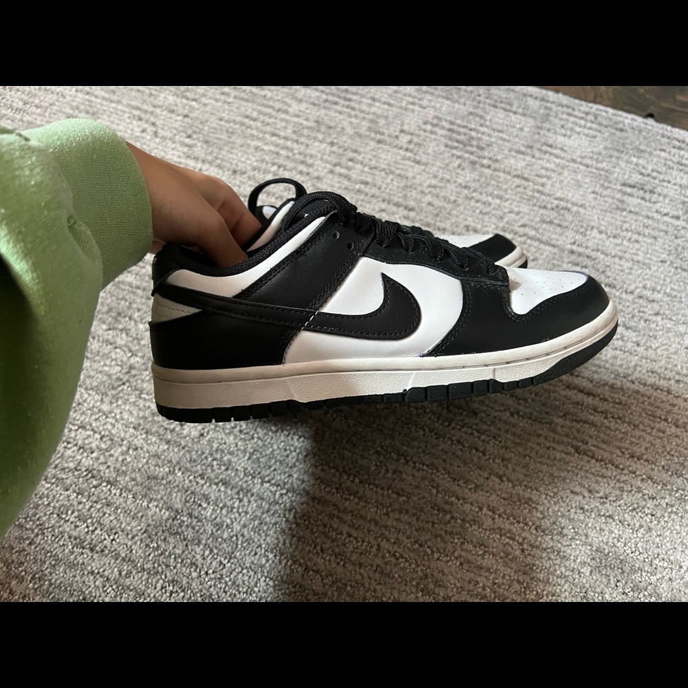 black and white dunks!!!